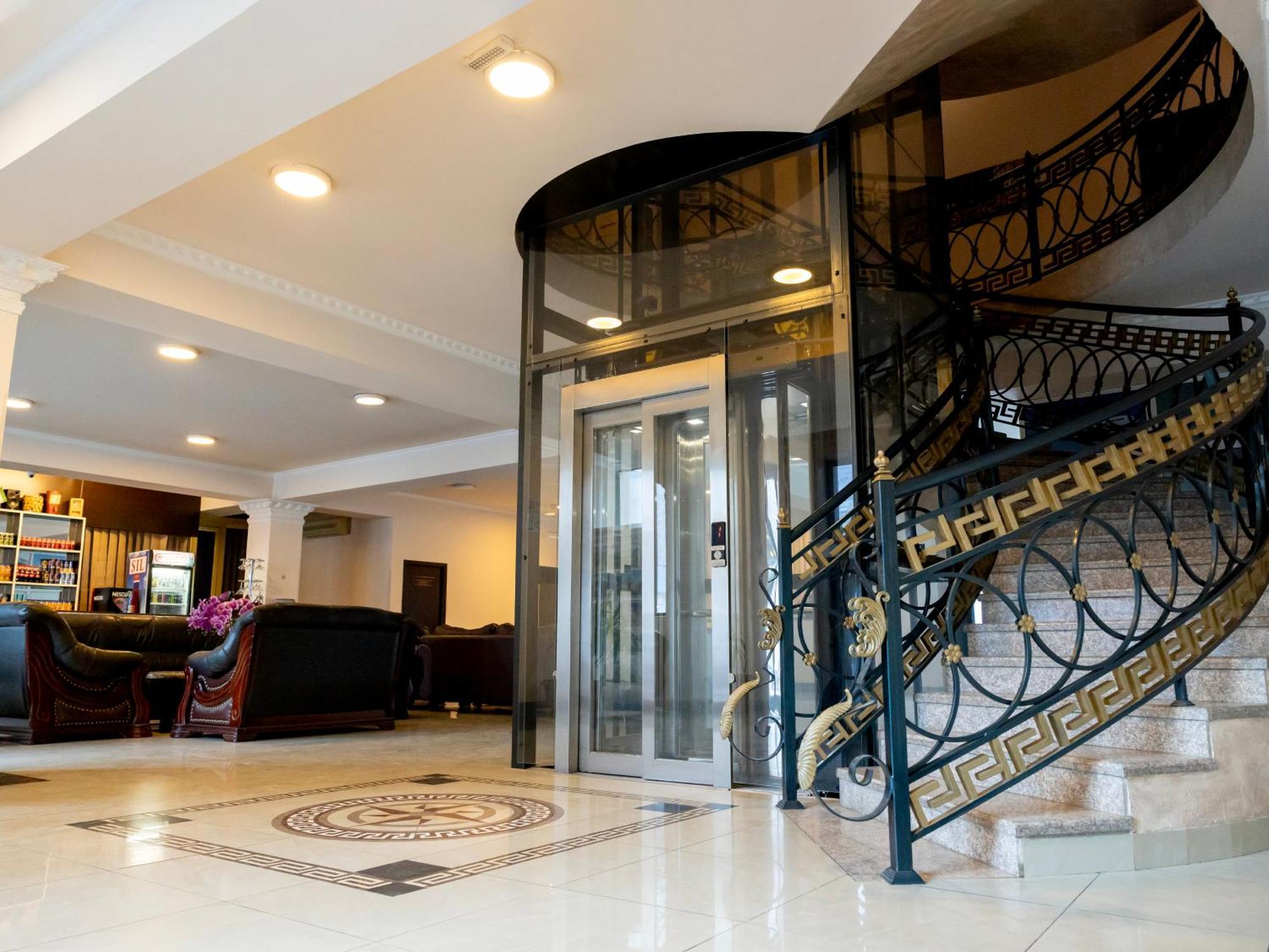 Comfort Hotel Jerevan Eksteriør billede