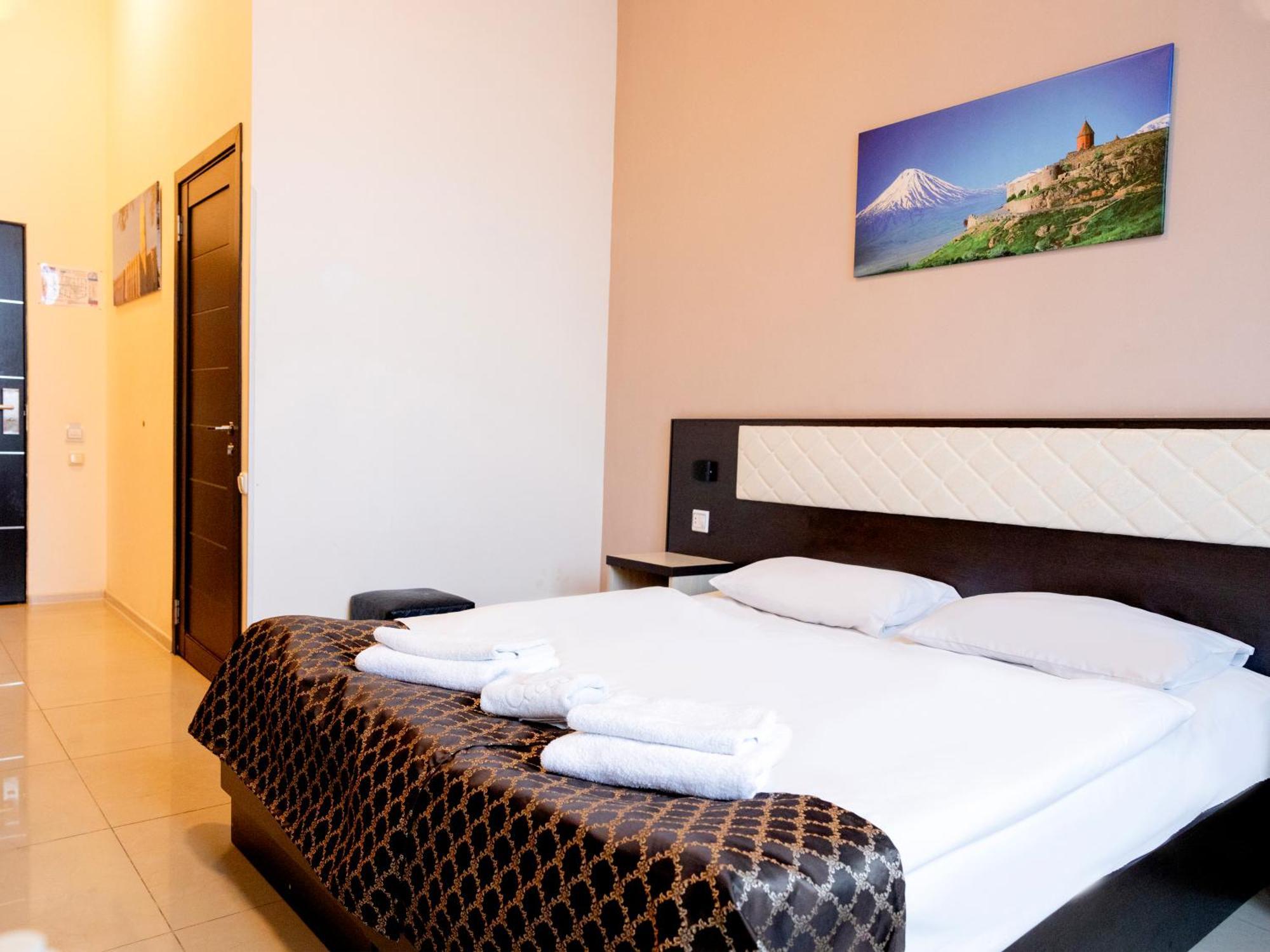 Comfort Hotel Jerevan Eksteriør billede