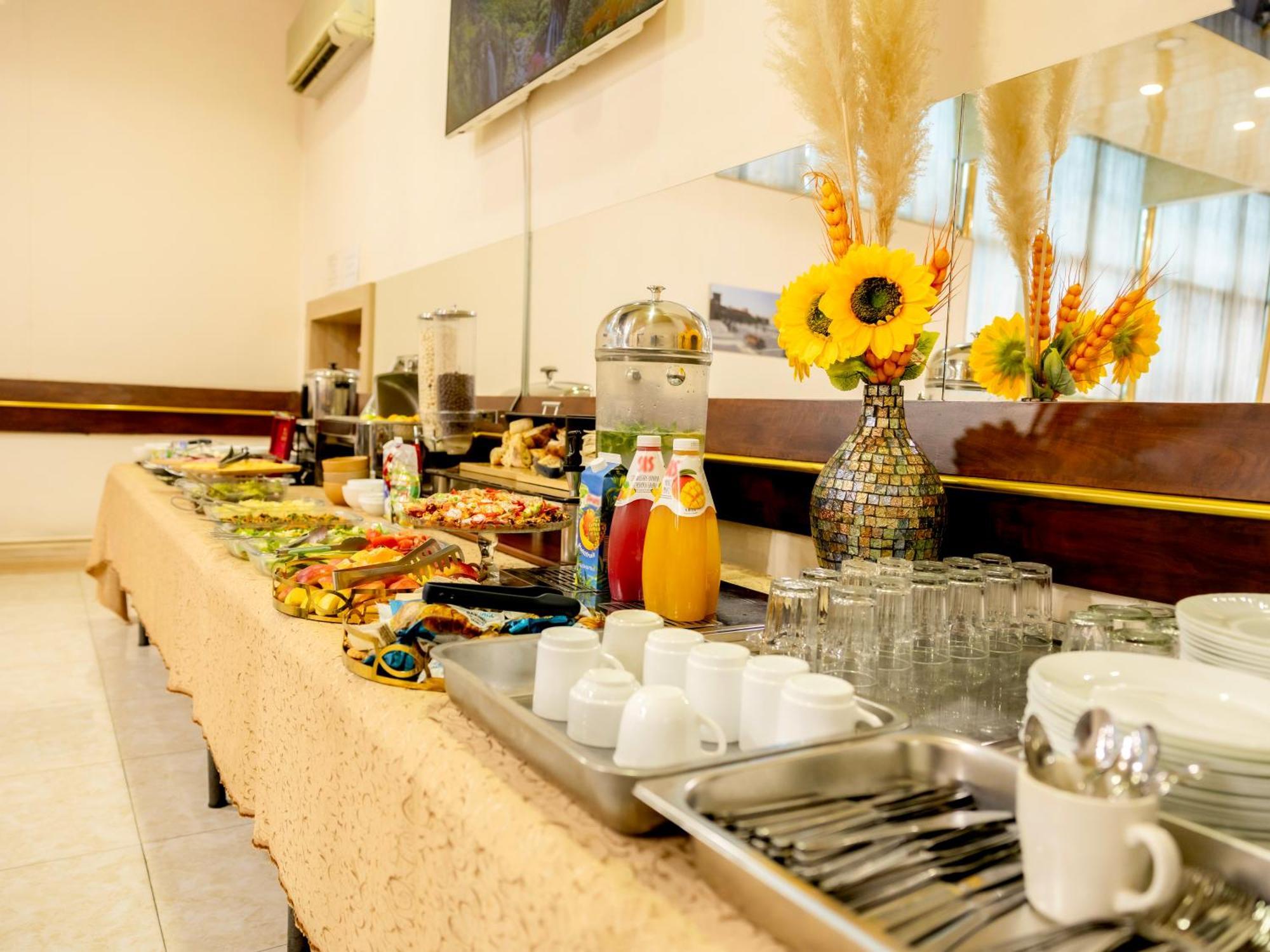 Comfort Hotel Jerevan Eksteriør billede